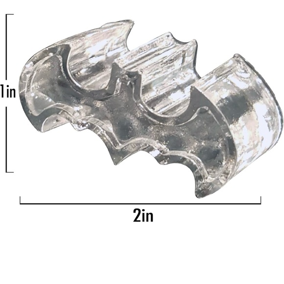 DC BATMAN INSIGNIA ice cube tray , NIB - Picture 2 of 8